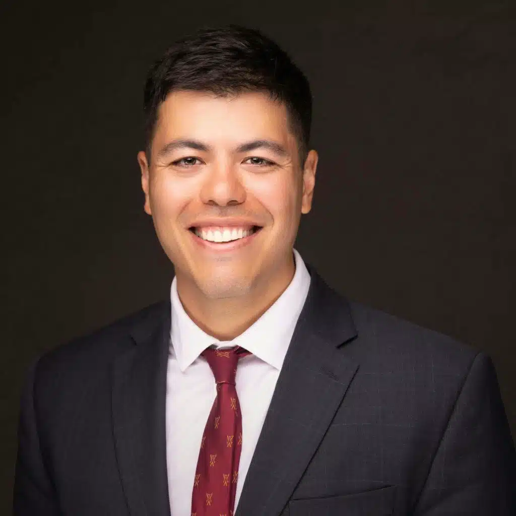 Ep. 160 What I Wish I Knew My 1st Year Out in Practice with Dr. Christopher Gentile