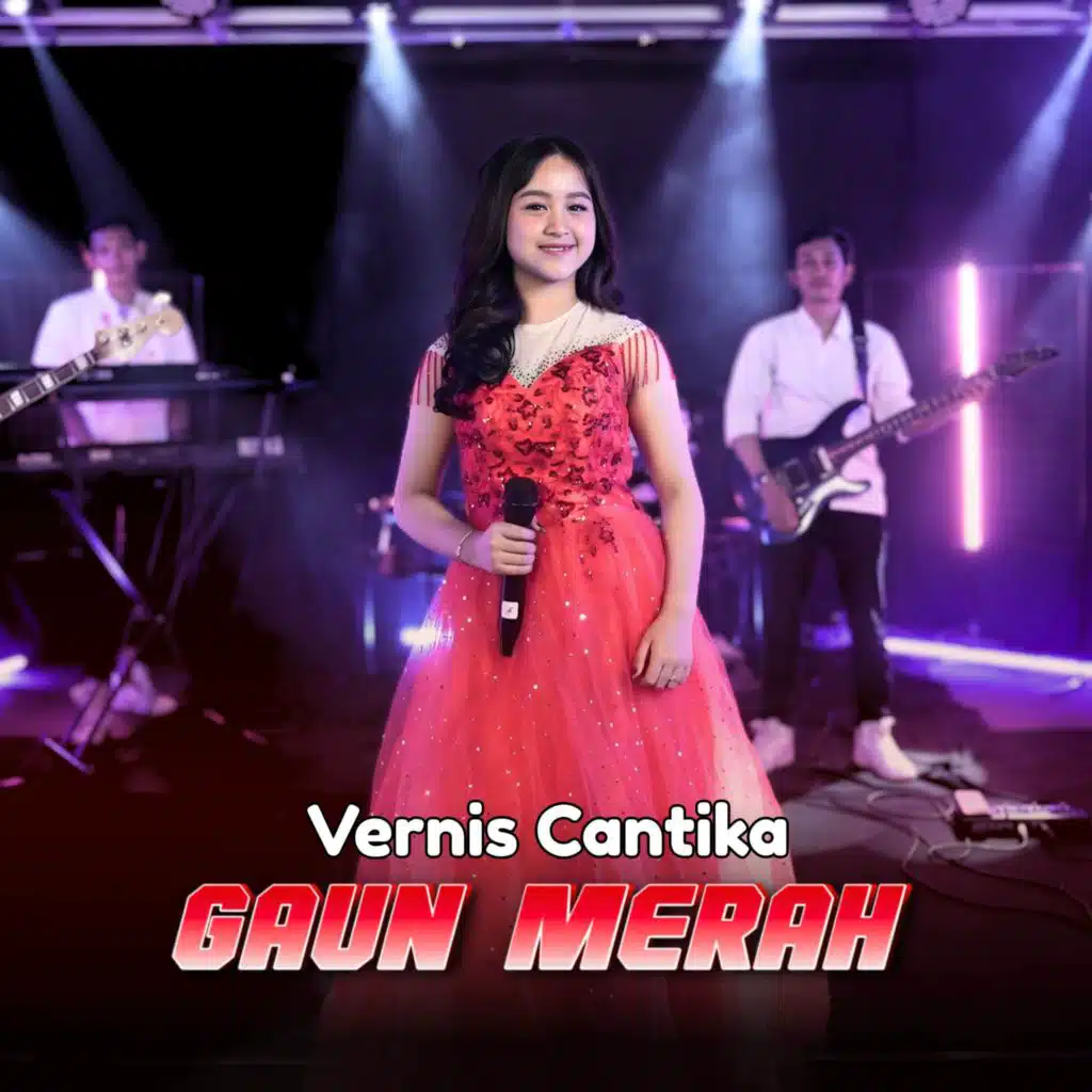 Gaun Merah