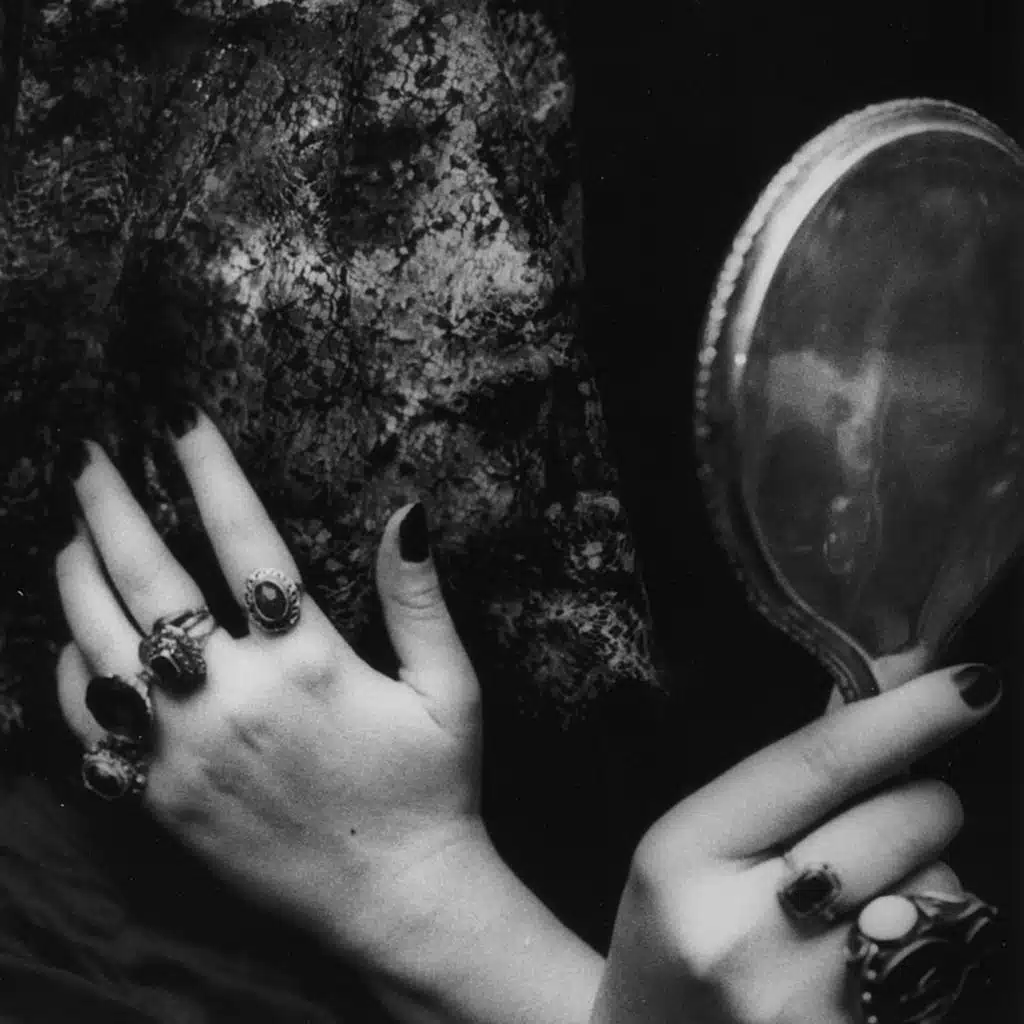 Dive (Wheel of the Law)