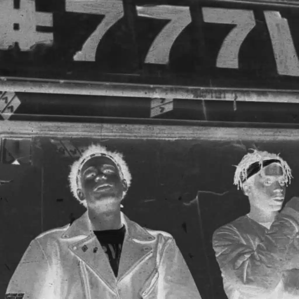 Pain (feat. Joey Rose)