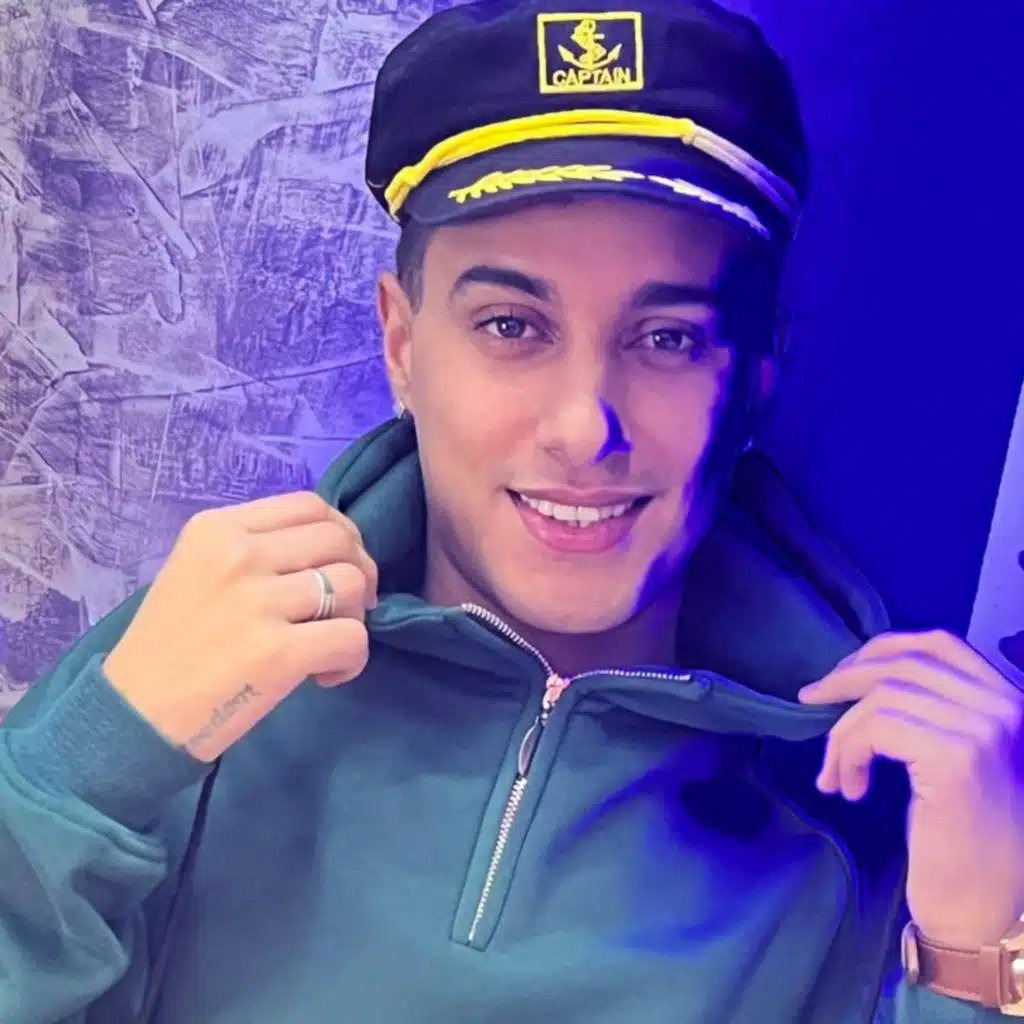 بلاطاي والزين انا هاربه عليك