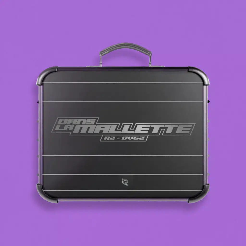 R2 dans la mallette