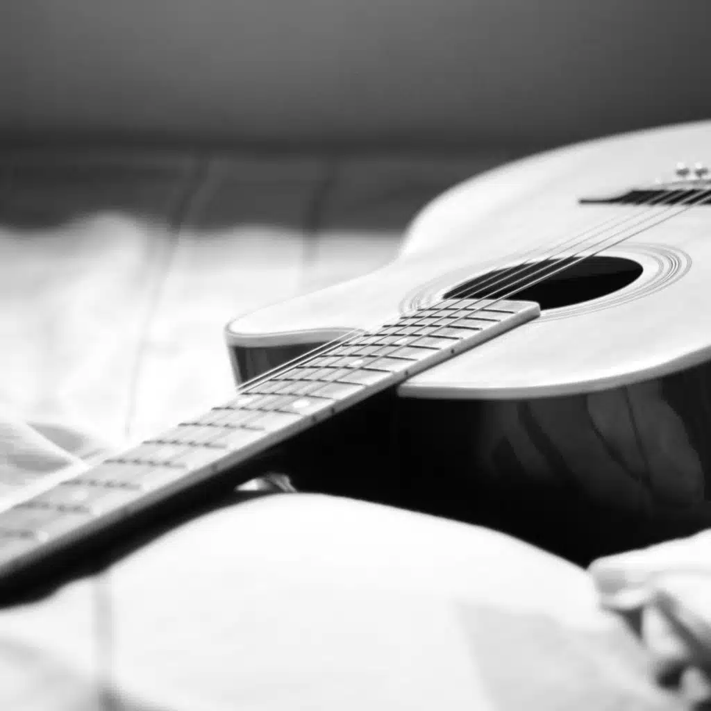 Guitar for a Distant Love