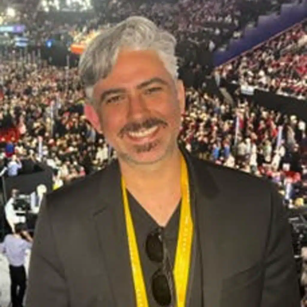 Thanksgiving Presidential Turkey Pardon Contest – With Justin Robert Young