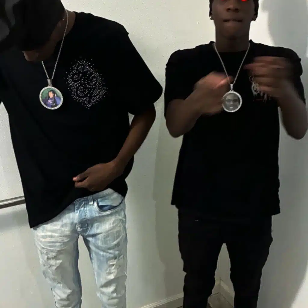 Rapping & Clapping (feat. BabyJayfrm91 & Montaelo2.0)