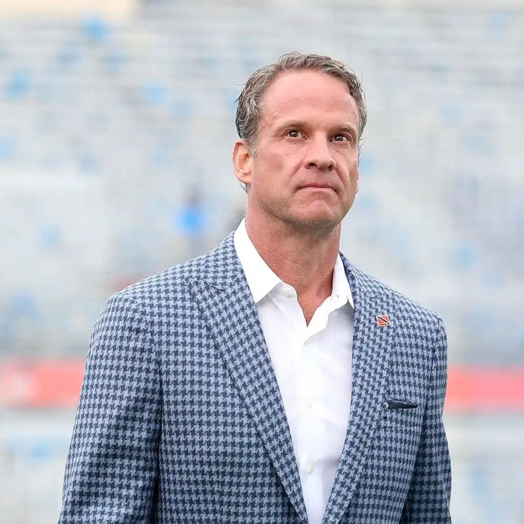 LSU is throwing "obscene money" at Lane Kiffin to land him