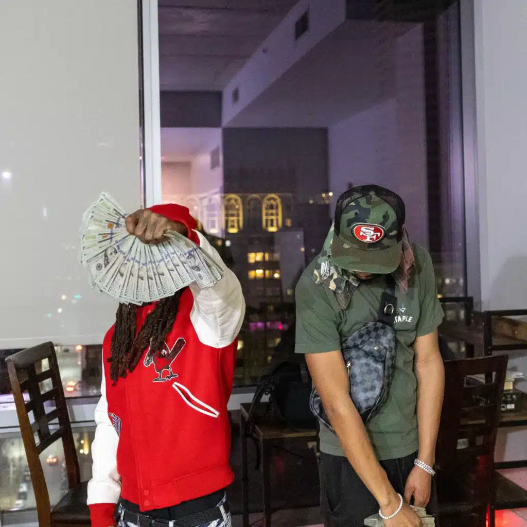 Dividends (feat. Huncho EL Gwopo)