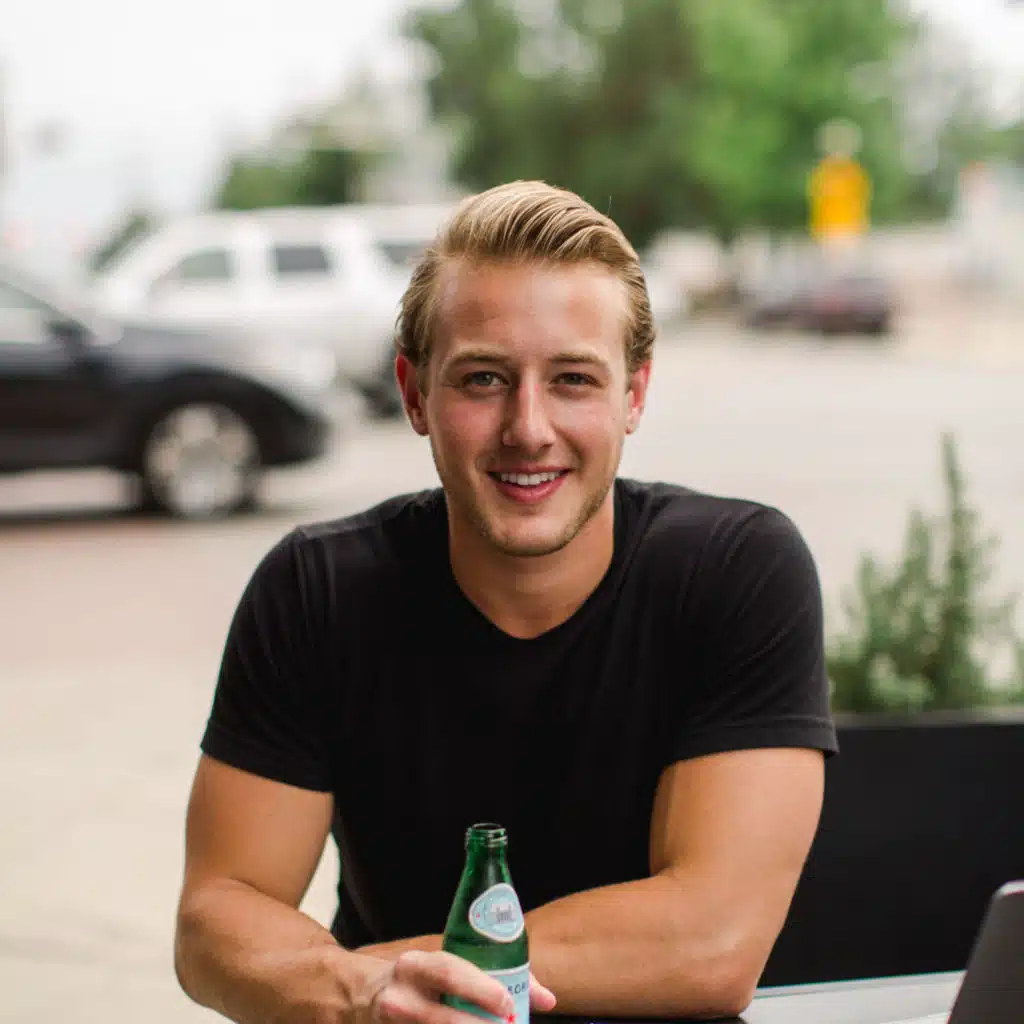 The BIGGEST relationship LIE that MODERN MEN believe when dating WOMEN (Casey Zander explains)