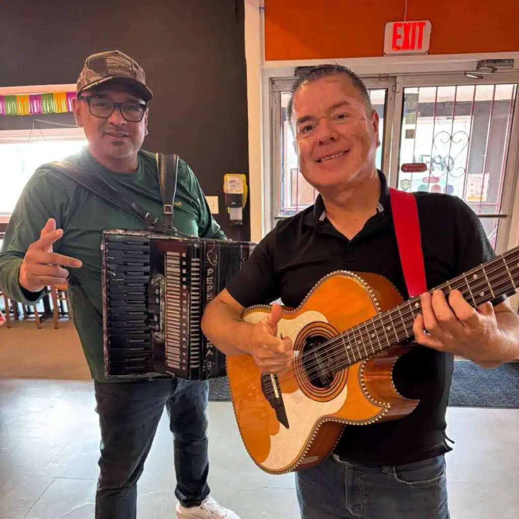 Los hijos de su apá