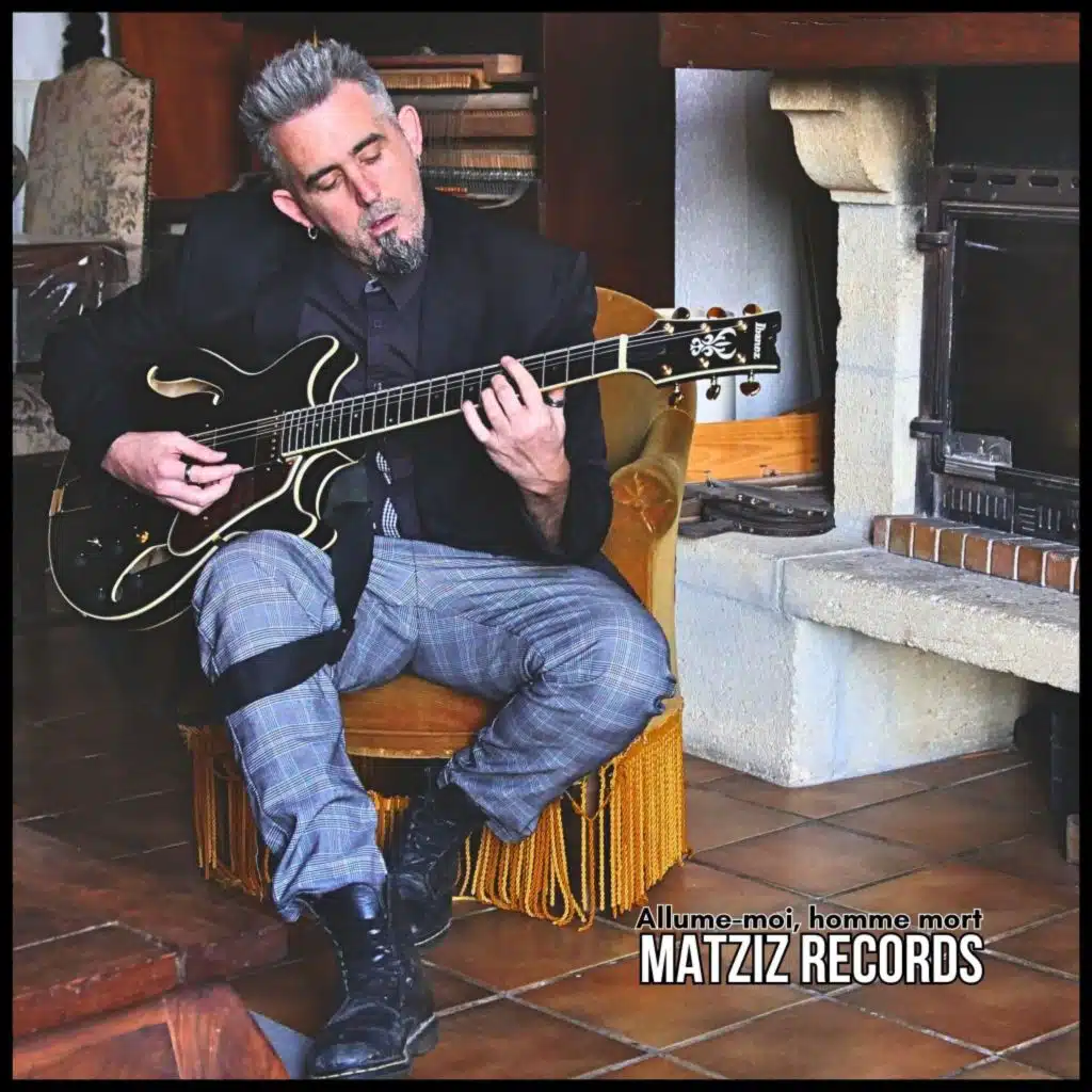 Allume-Moi, homme mort (feat. Jimmy Hazebean, La théorie des cordes, Zhorhann, Mathieu Torres, Micky à vélo, The Diogenes, Matziz, M'Z & Urban BallShit)