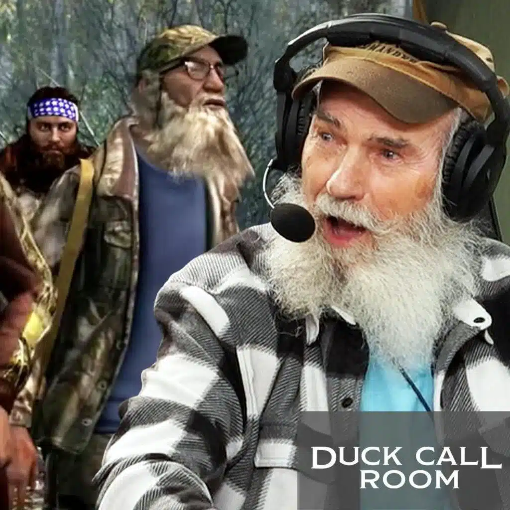 Uncle Si Joins John Luke Robertson to Play Their Own Video Game