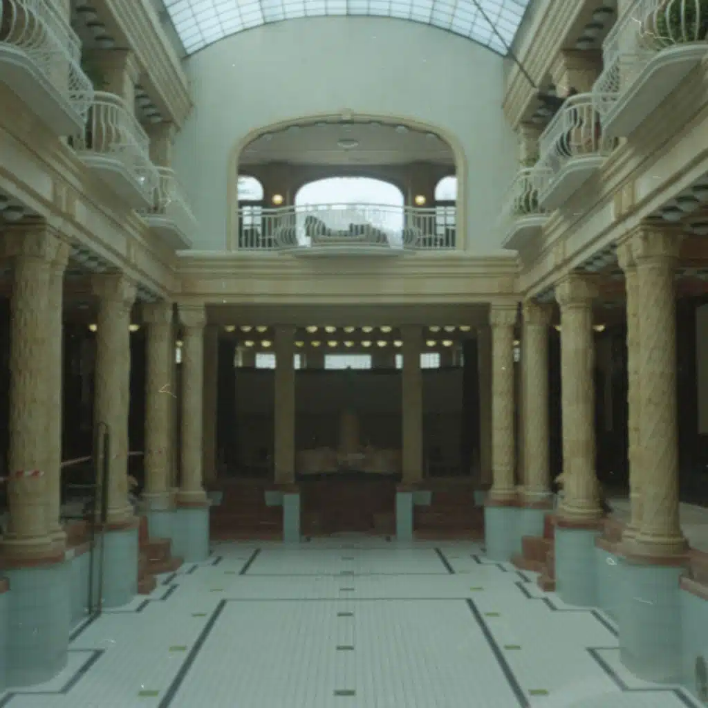 Sky Split Open (feat. Rosa Anschütz)