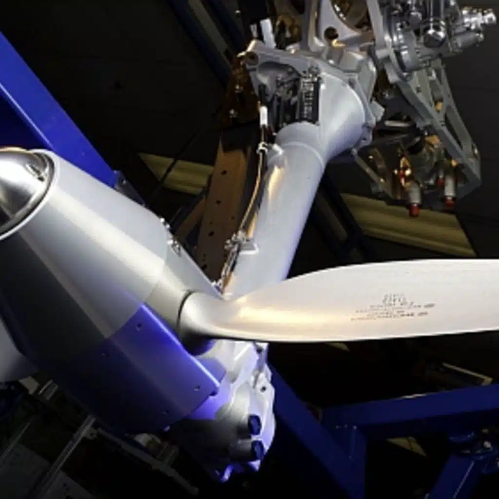 852 Ram Air Turbine
