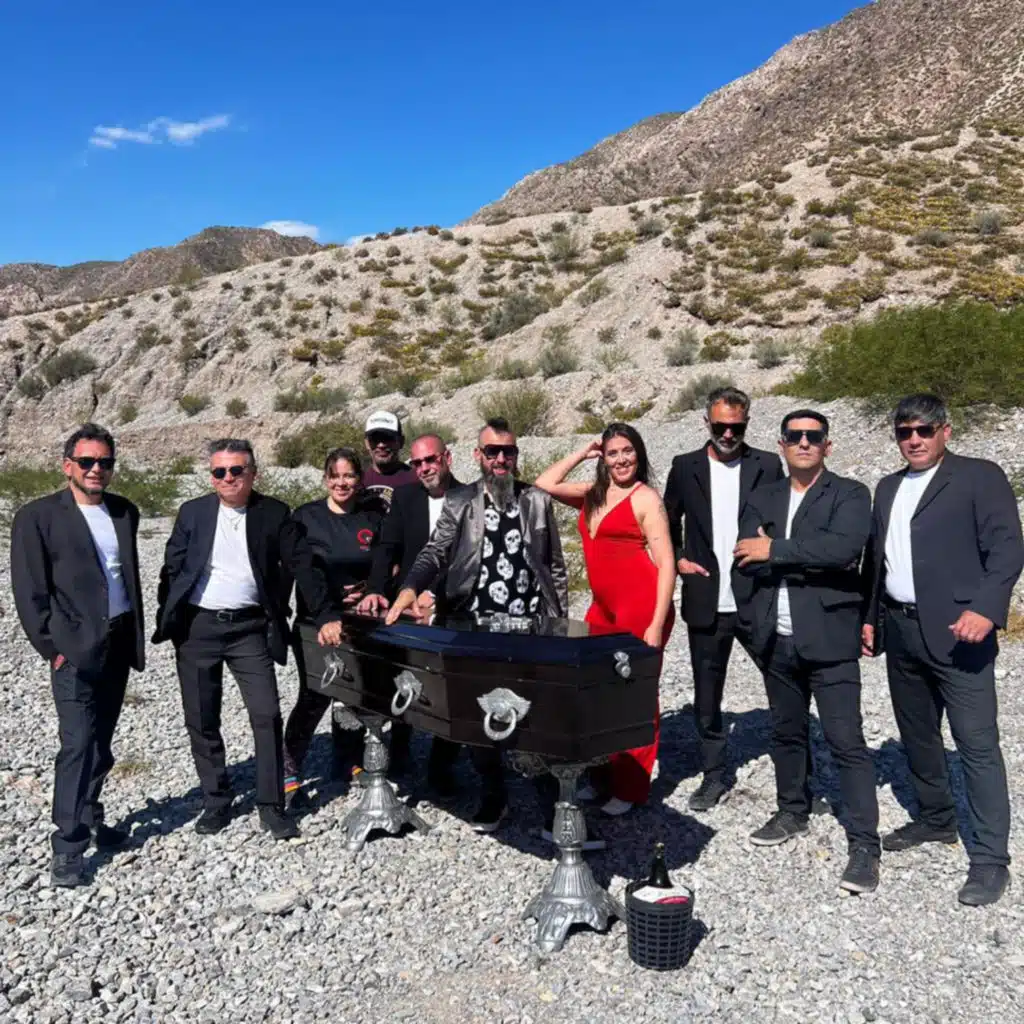 La Oveja Negra y Los Garcia