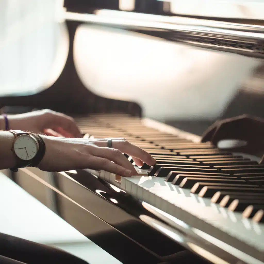 Tom Bailey Backing Tracks