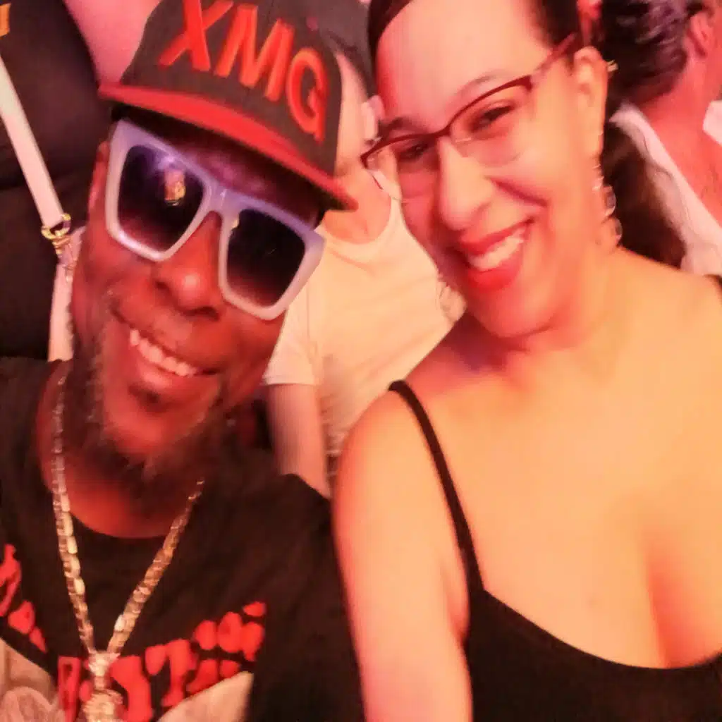 Sultex 3000 (feat. Taz of Timeless)