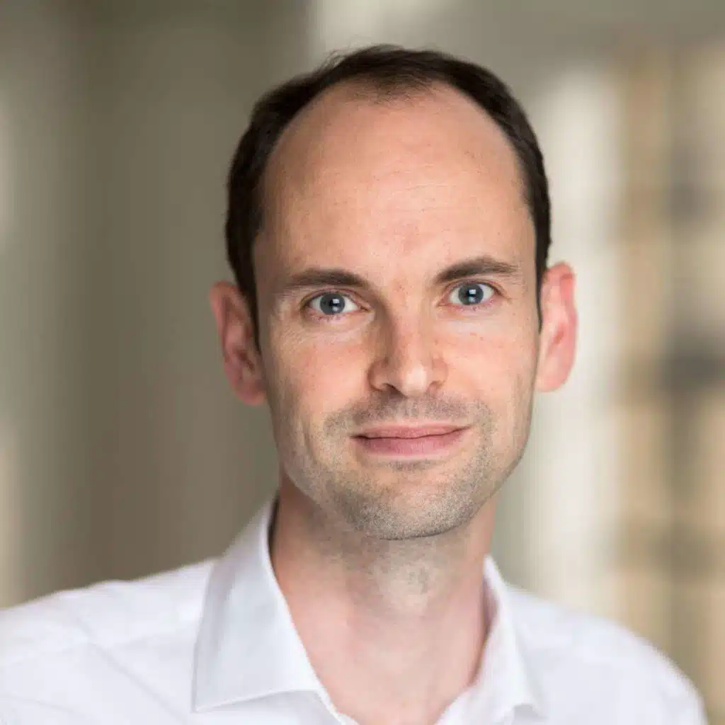 #6 - Toby Ord on why the long-term future matters more than anything else & what to do about it