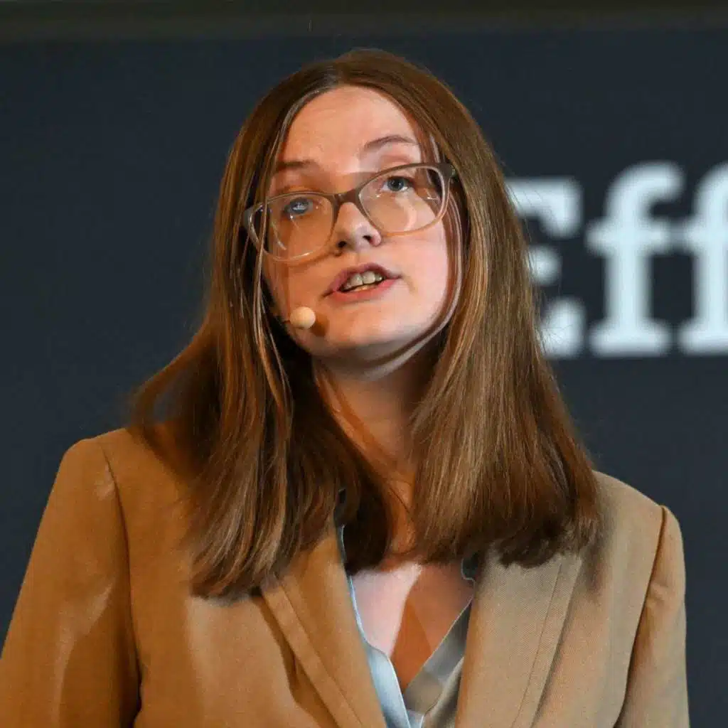 #207 – Sarah Eustis-Guthrie on why she shut down her charity, and why more founders should follow her lead