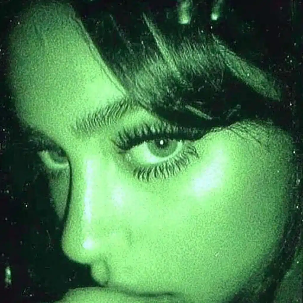 EYES ON ME