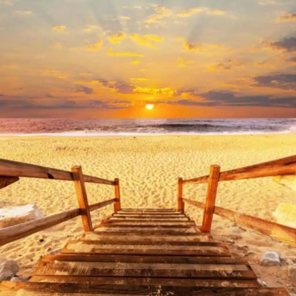 Beach Waves Crashing - 10 Hours Sleep Sound