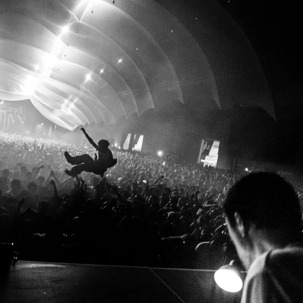 Fred again.. & Wallfacer