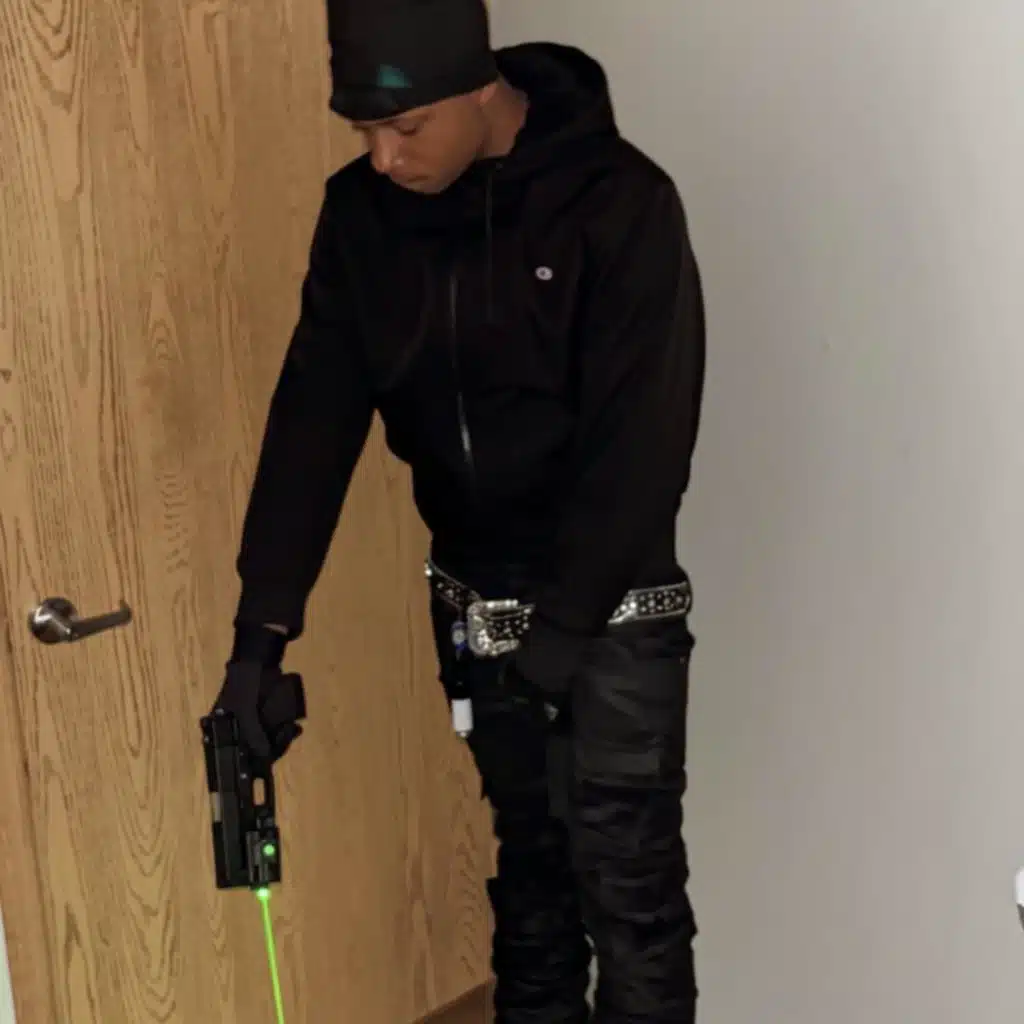 LI WAVO NEVER BROKE AGAIN