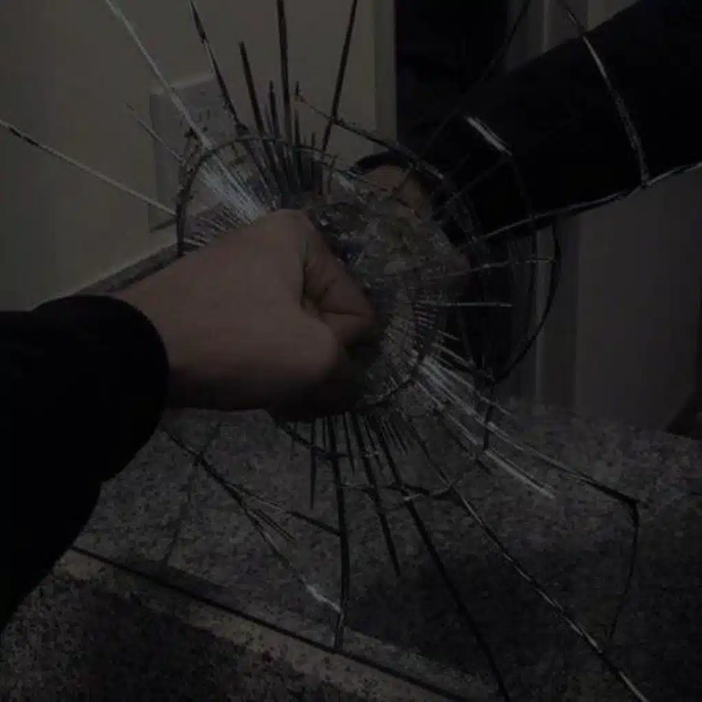 ฉันอยู่ไม่ได้ (feat. D-Day, PT$K & RIF)