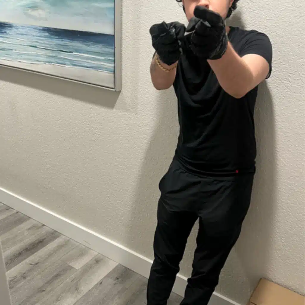 sorryyyyyy (feat. Perubaby)