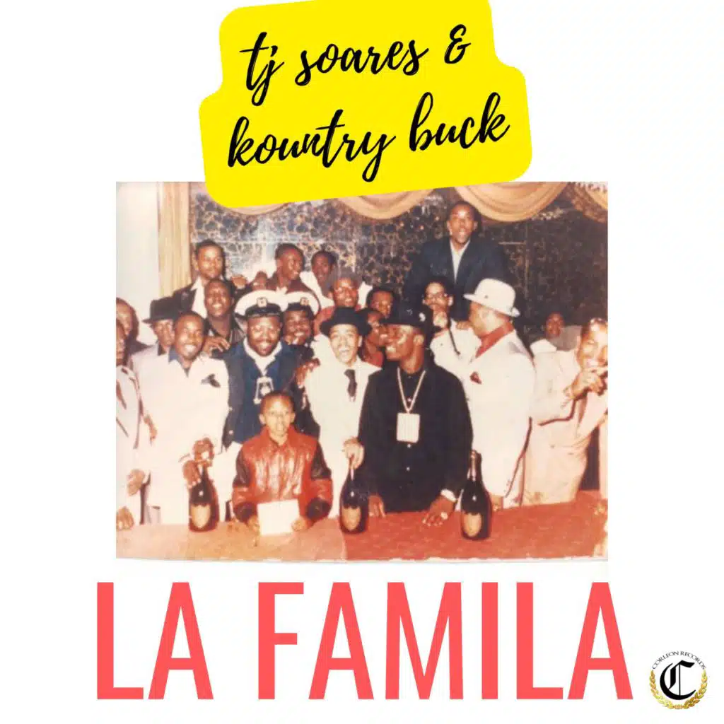 LA FAMILA
