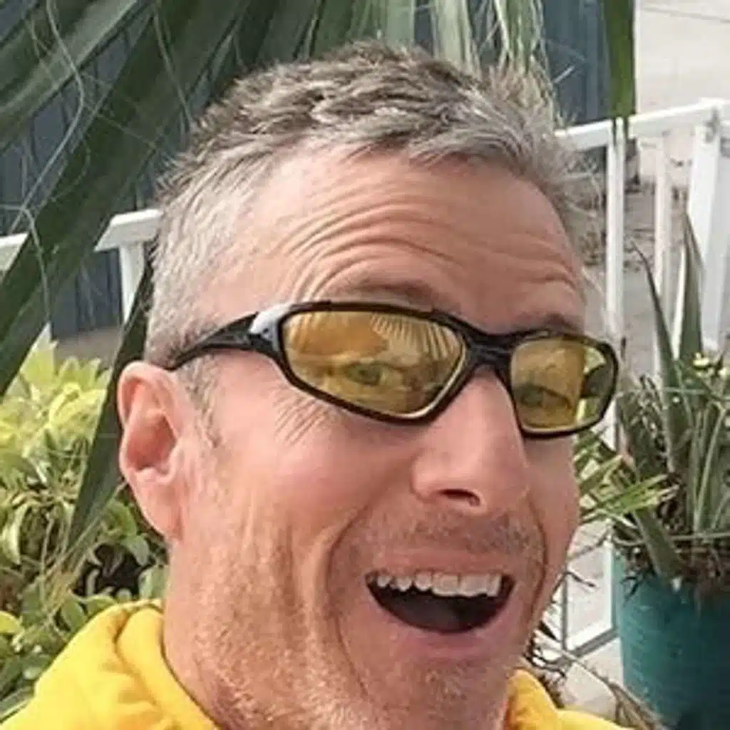 SPECIAL EPISODE! Merry Christmas 2025 with Born To Walk Author Brad Kearns! 919