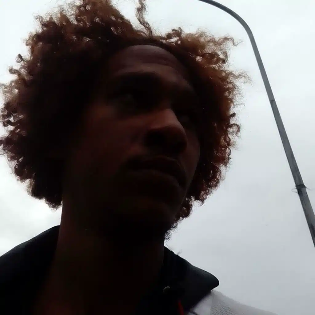 Stuck in the matrix (feat. Bravo)