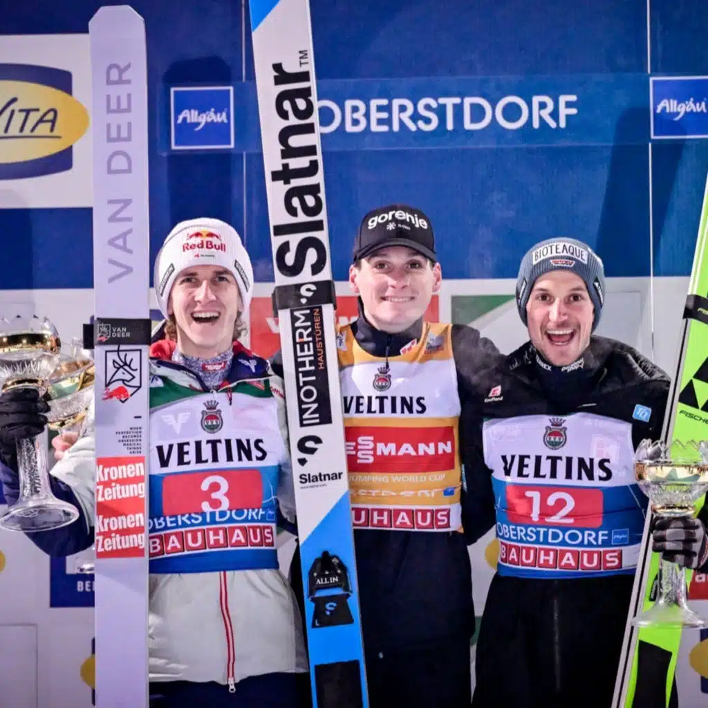 Aufregendes Auftaktspringen der Tournee in Oberstdorf