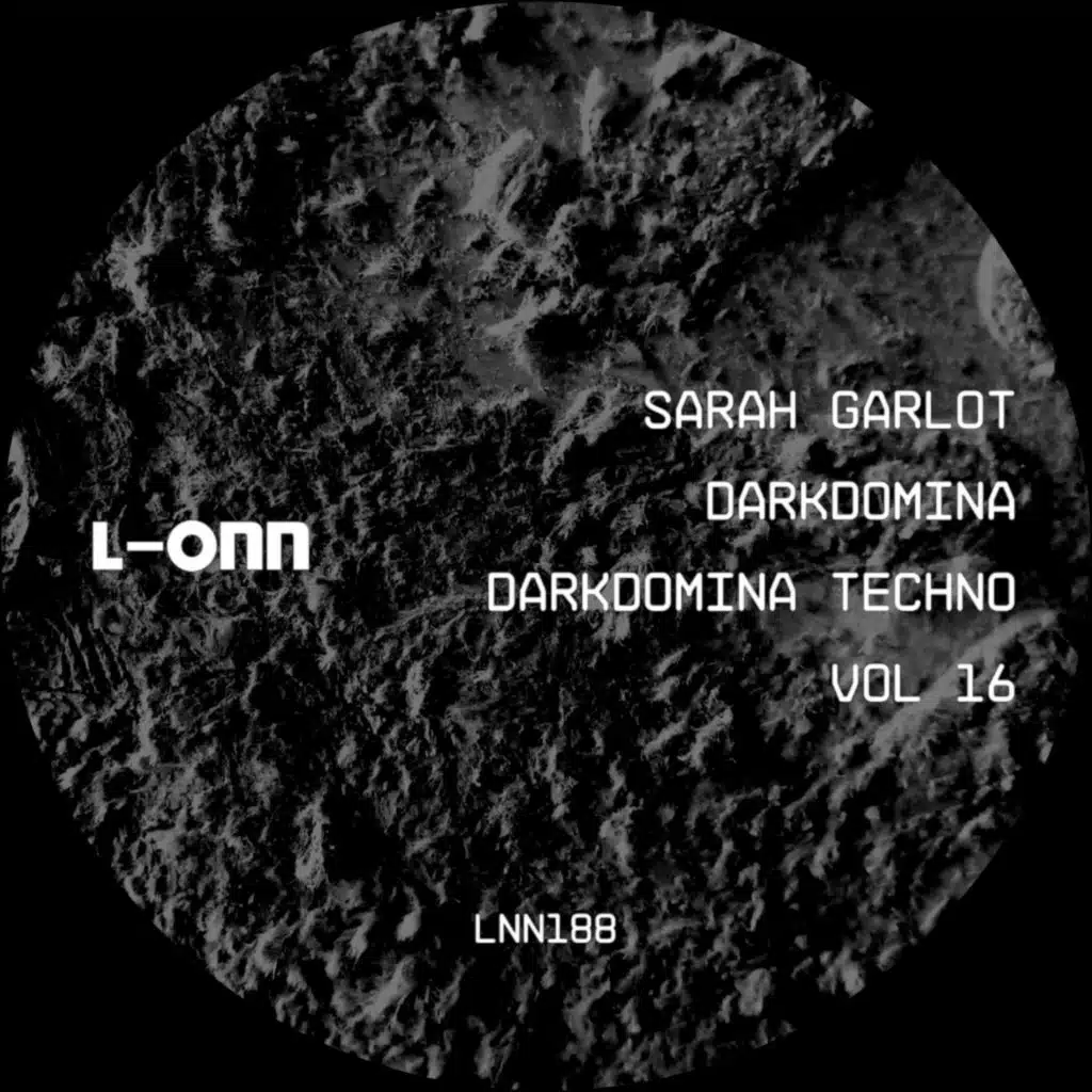 Sarah Garlot Darkdomina