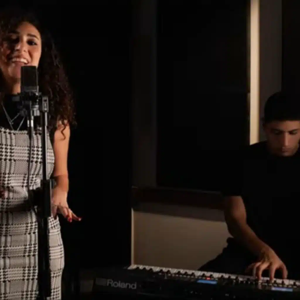 ميدلي ل فيروز