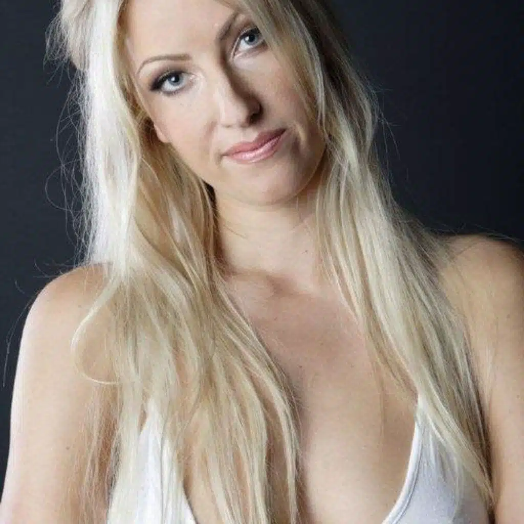 Kink Korner Frog and Xmas