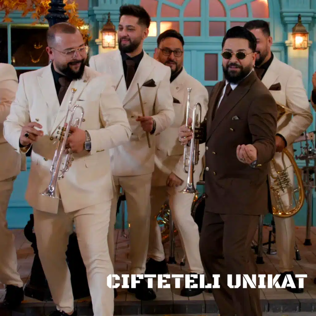 Džambo Aguševi Orchestra