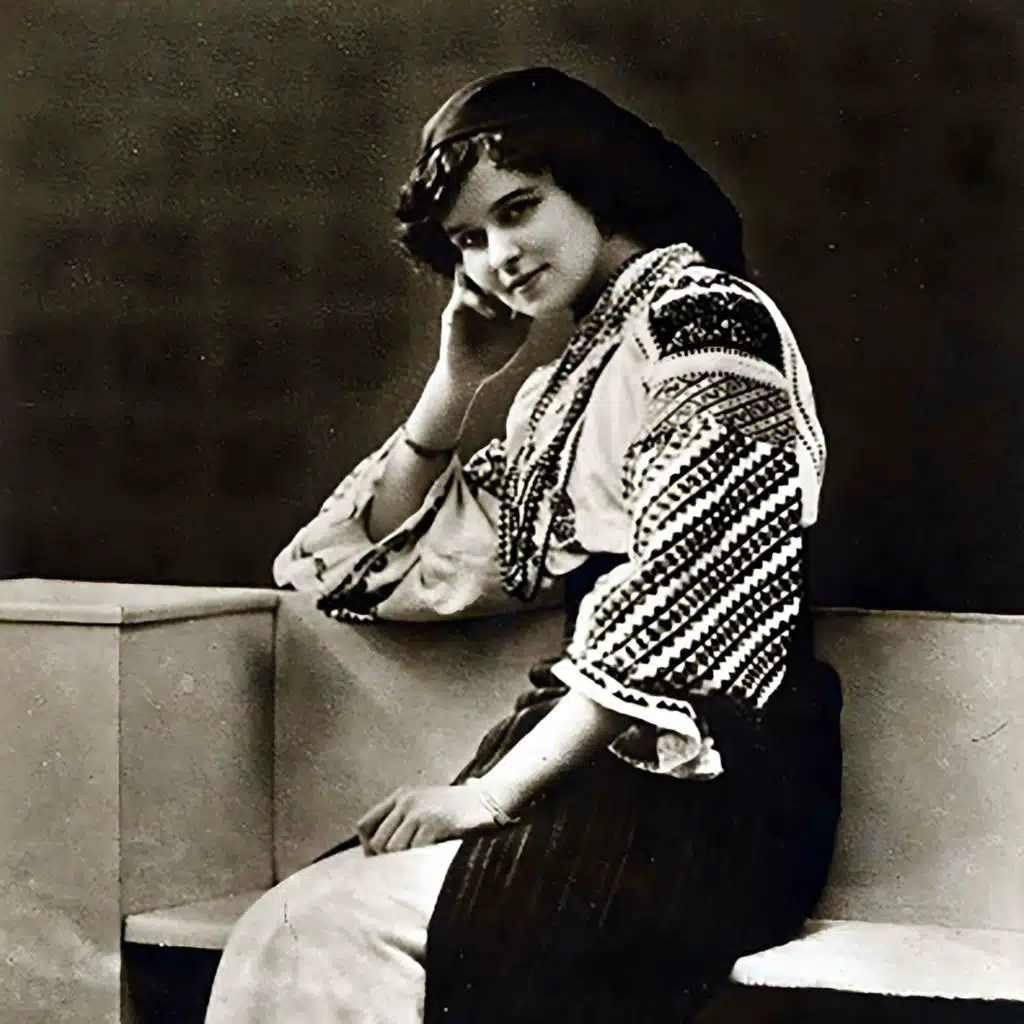 Strigături de Dragoste Romanian Folk Dance Calls c.1870