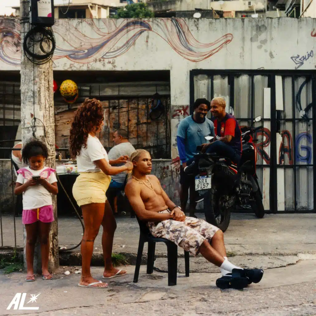 AntsLive, Knucks & Bawo