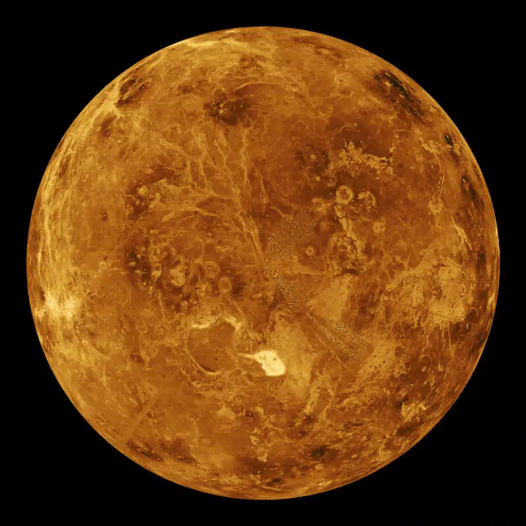 Et Pourtant Elles Tournent // Venus, Le piège à Soviet