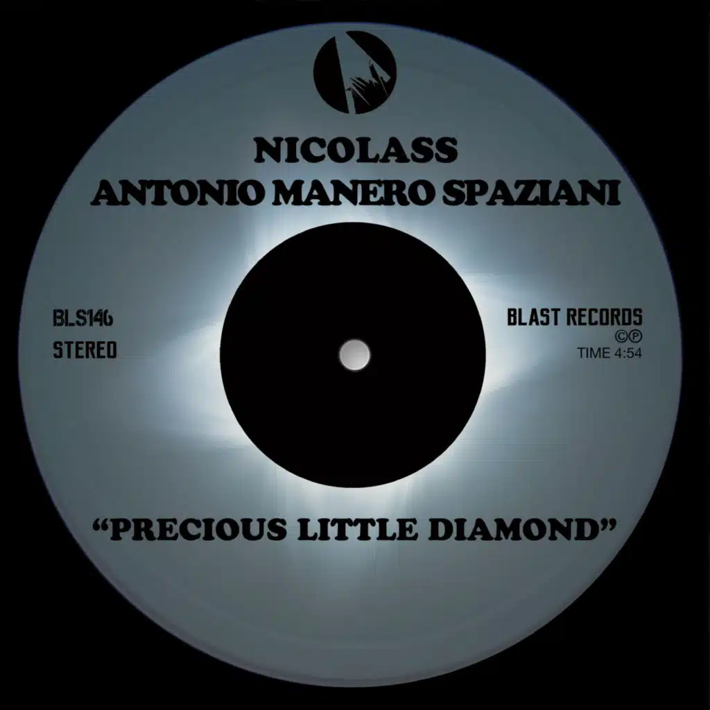 Nicolass, Antonio Manero Spaziani