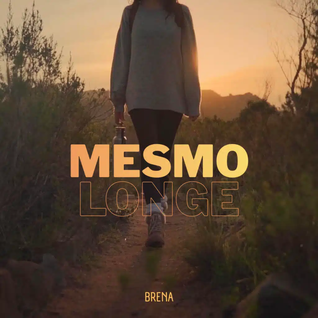 Mesmo Longe