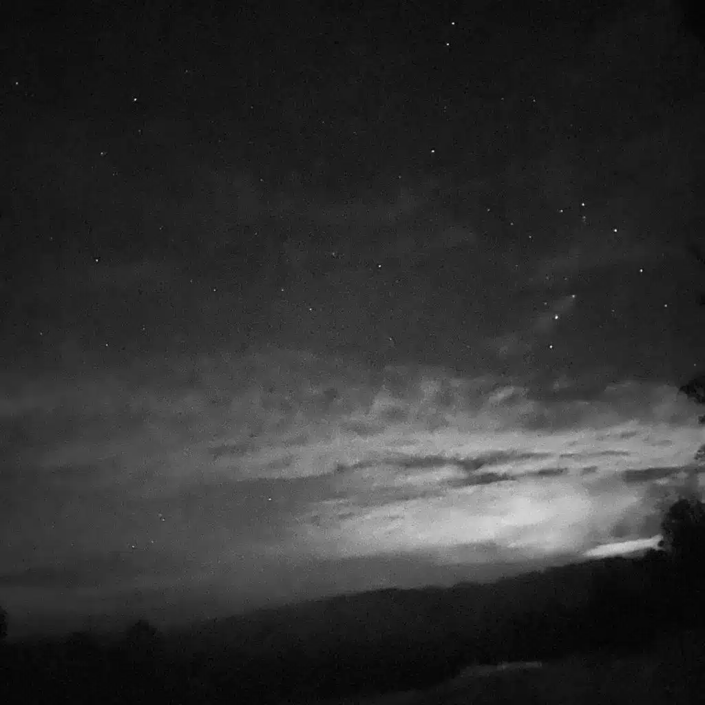 oliver's bedroom music