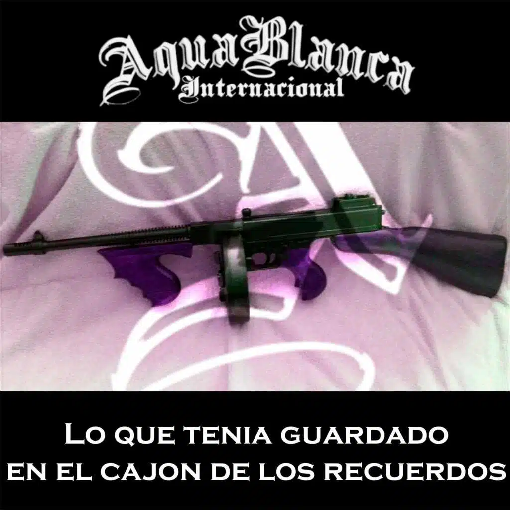 Lo Que Tenia Guardado en el Cajon de los Recuerdos