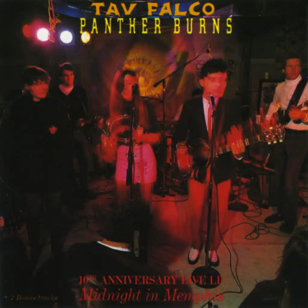 Oh, How She Dances (Live)