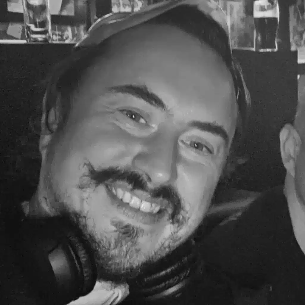 Happy Vassals (feat. Dan Hall)