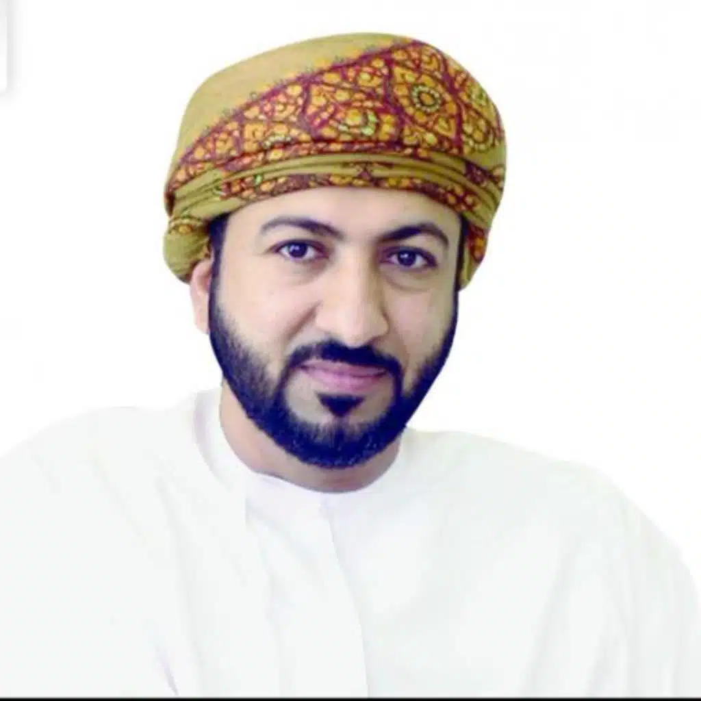 القيادة التي ترهق _ بقلم خالد الرواحي