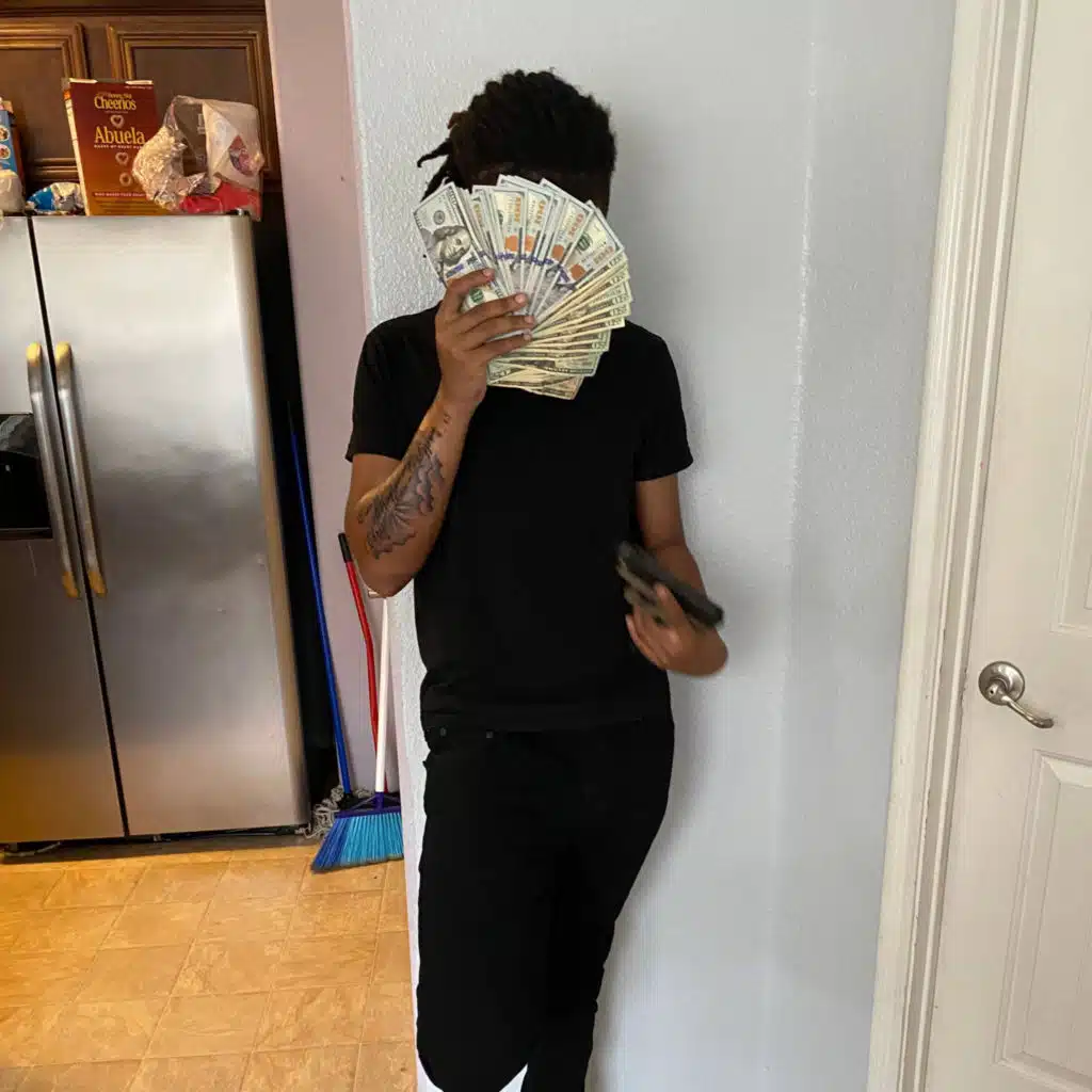 Real Deal Hooper (feat. 1kwitbandz)