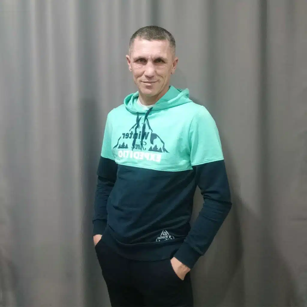 Руслан Сулейманов