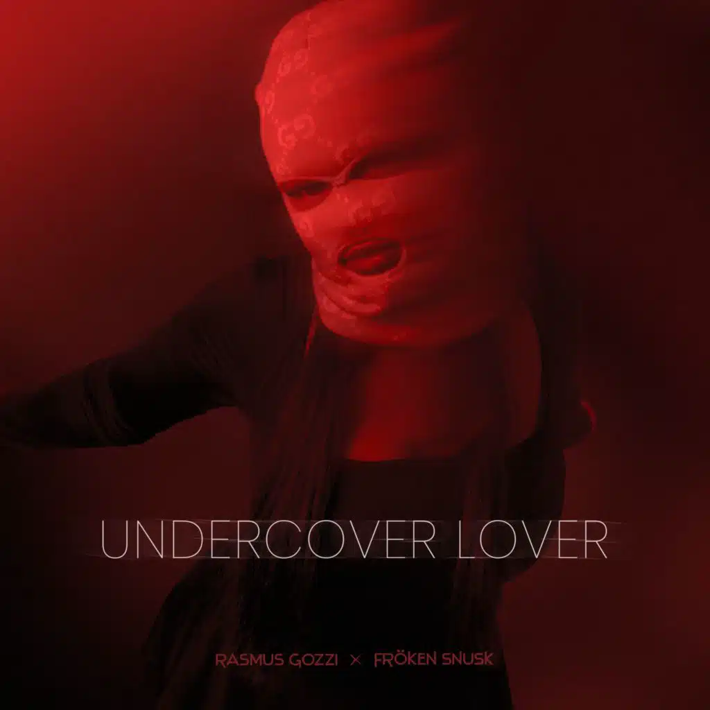 UNDERCOVER LOVER