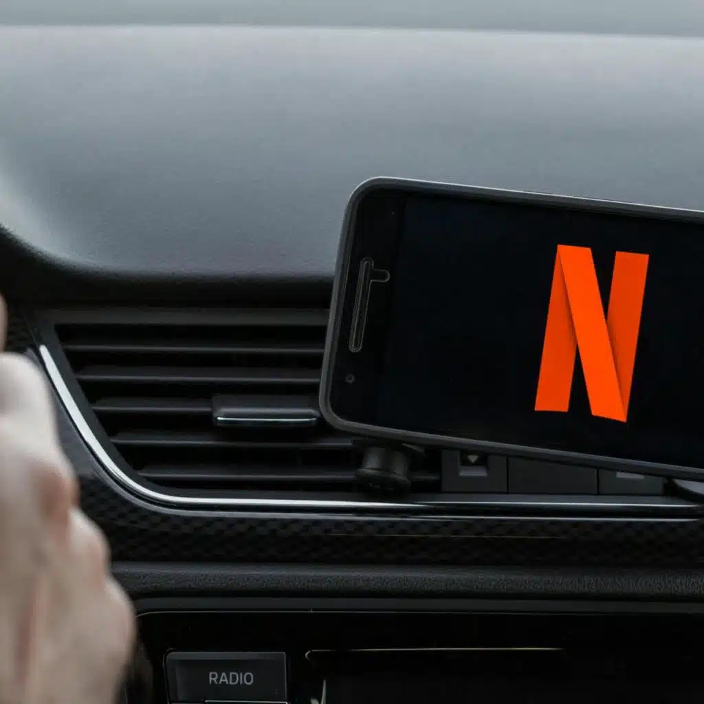 The fears that mobile phone behaviour while driving is worsening